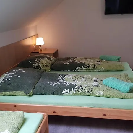 Elitni Wellness U Dvou Jedli V Srdci Ceskeho Raje * トゥルノフ