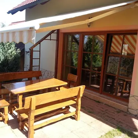 Elitni Wellness U Dvou Jedli V Srdci Ceskeho Raje 別荘 トゥルノフ
